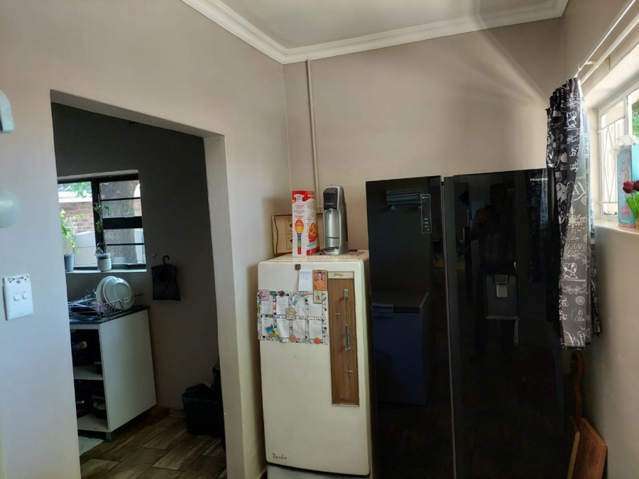 To Let 4 Bedroom Property for Rent in Adamayview North West